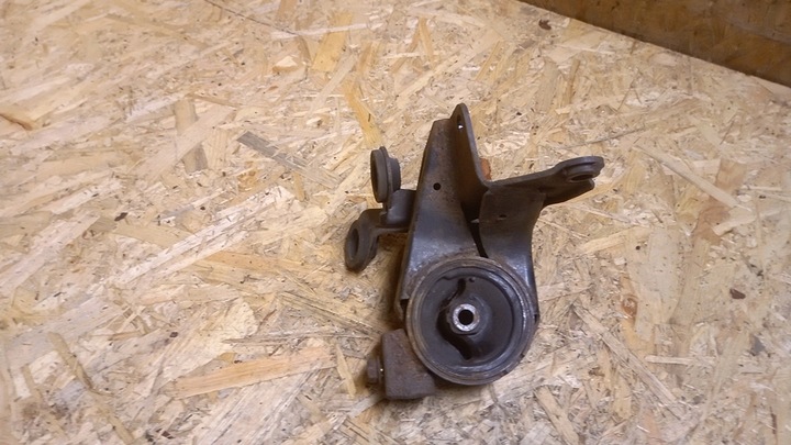 фото №6, Nissan primera p 12 2.2 di подушка лапи двигуна