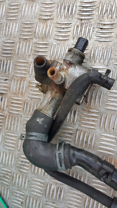 фото №11, Audi a4 b6 1.9 tdi avf awx подогреватель провода воды 038121133a