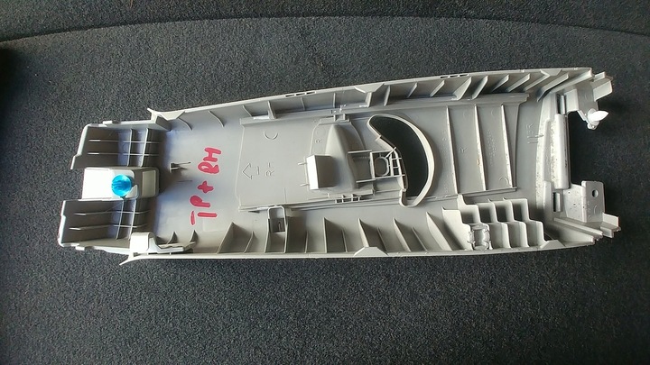 фото №5, Накладка обшивка стійка b праві prius plus