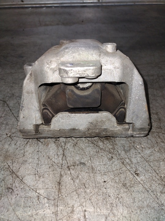 фото №1, Лапи двигуна seat leon i 1j0199262cp