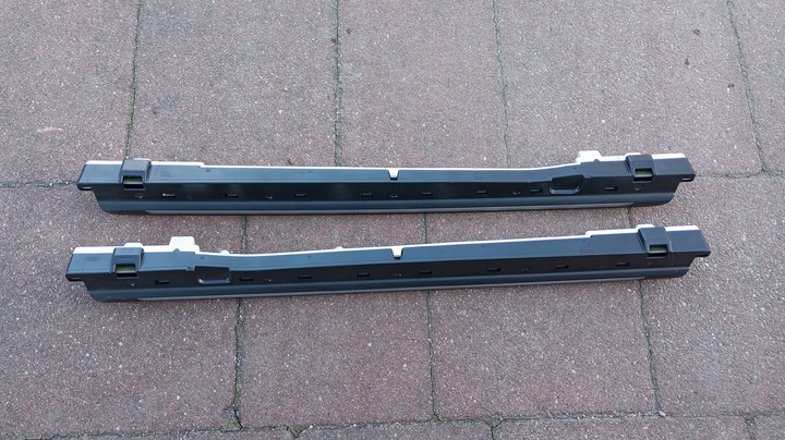 фото №1, Audi s8 a8 d4--lampka стеля led ліва-права 4h0947191 4h0947192