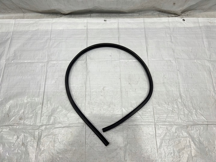 фото №2, Maserati granturismo прокладка дверь правая