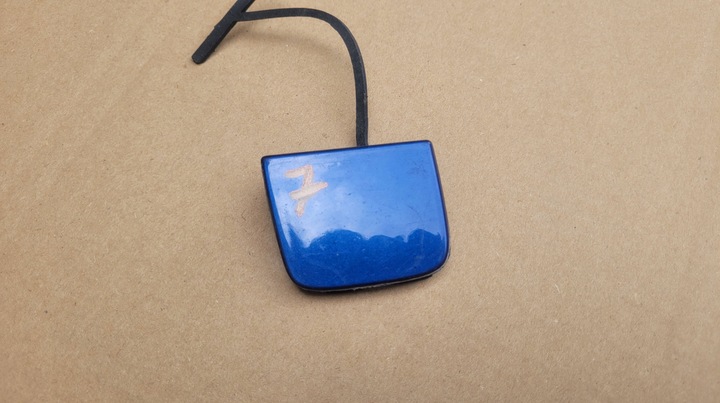 фото №1, Volvo c30 заглушка фаркоп hak бампера перед // 7