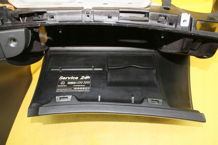 фото №7, Shcowek пассажира mercedes w211 a2118601305