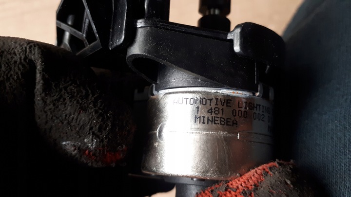 фото №9, S4 b9 a4 8w двигунчик лампи лівий 1481000002