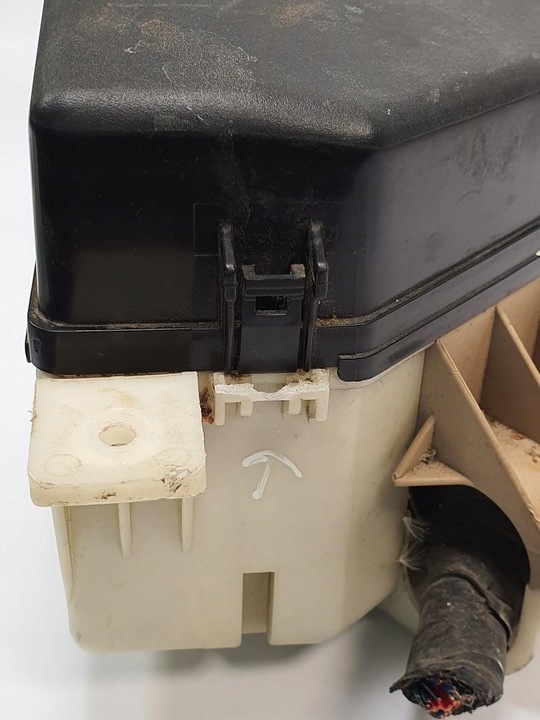 фото №5, Коробка предохранителей mazda rx-8