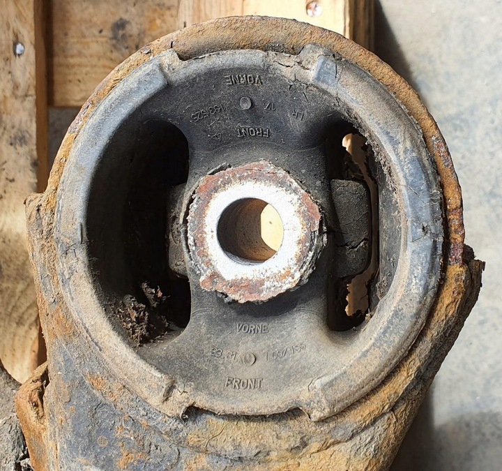 фото №9, Подвешивание задние балка ось зад range rover l322