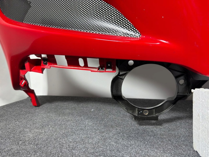 фото №8, Ferrari f8 tributo org. 19-23 бампер + решётки зад заднее полный хороший