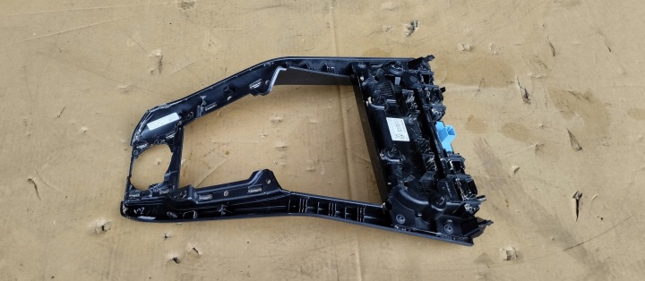 фото №5, Панель рамка dekor панели кондиционера vw volkswagen t-roc 2ga863097