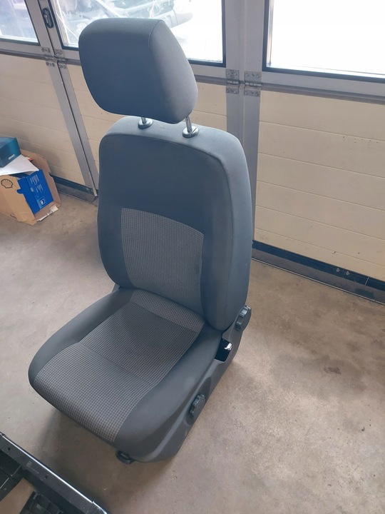 фото №6, Vw t6.1 сиденье правый перед пассажира комплектный