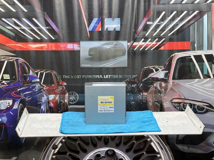 фото №1, Mini r55 r56 r57 r58 r59 r60 r61 n18b16a блок керування коробкою передач 8617239