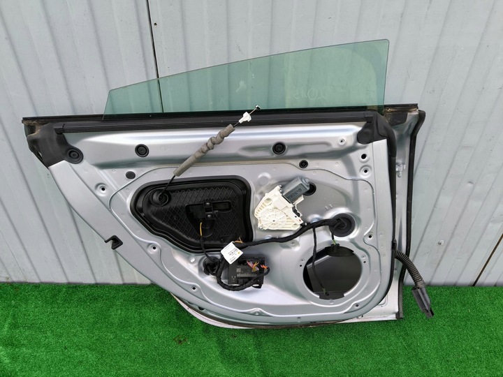 фото №2, Audi a7 s7 rs7 c7 4g8 дверь задние зад левая lz7g серебристый kpl