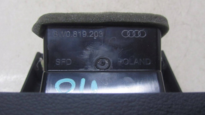 фото №7, Audi a4 b9 ґрати повітропровід зад 8w0863324