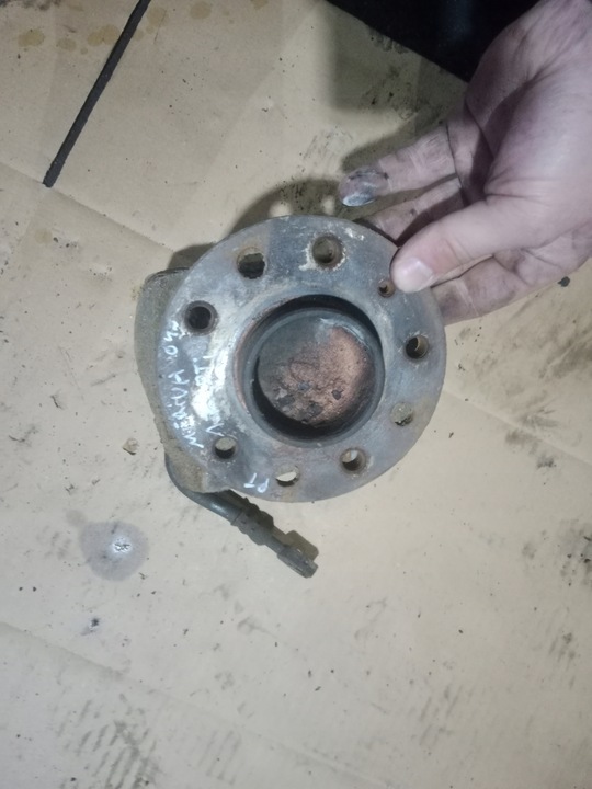 фото №1, Ступиця поворотна опора праві зад opel meriva a 1.7 cdti