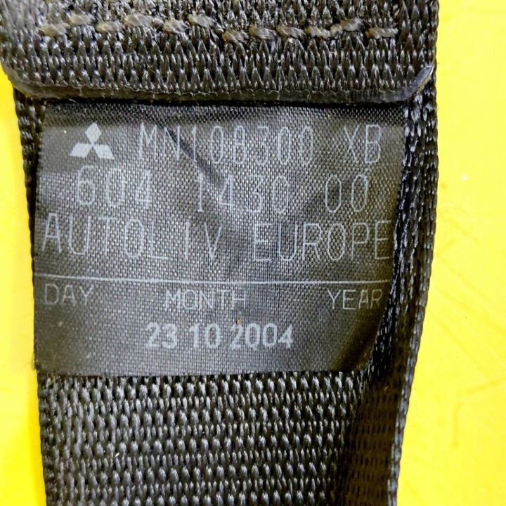 фото №11, Pas безопасности правое зад mitsubishi colt 0433097 nr2213