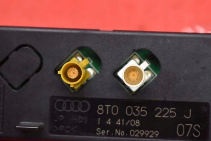фото №8, Усилитель антенны 8t0035225j audi a5 8t 07-11