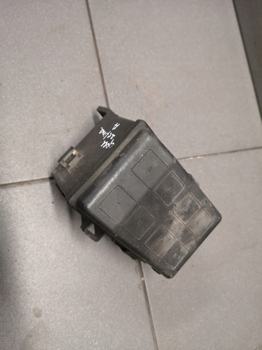 фото №1, Корпус предохранителей opel zafira a 90560119