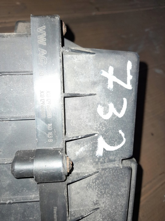 фото №1, Skoda octavia ii 1.9 корпус фільтра 3c0129607ad