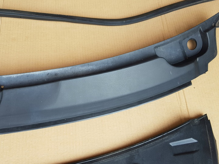 фото №11, Панель под лобовым стеклом комплектные + прокладки / audi a6 c6 2004-2011 / европа - красивый