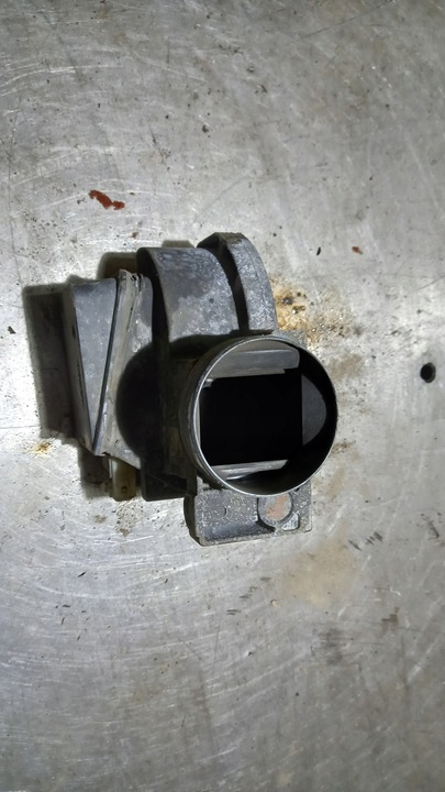 фото №4, Витратомір 028906301 audi 80 b4 1.9 tdi