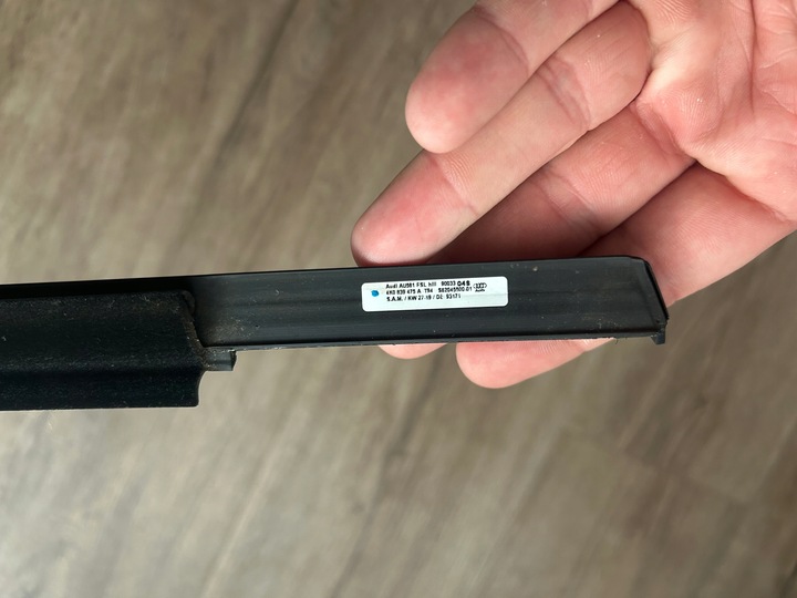 фото №16, Audi s6 a6 c8 2018- планка накладка дверь левый зад 4k0 чёрная оригинал