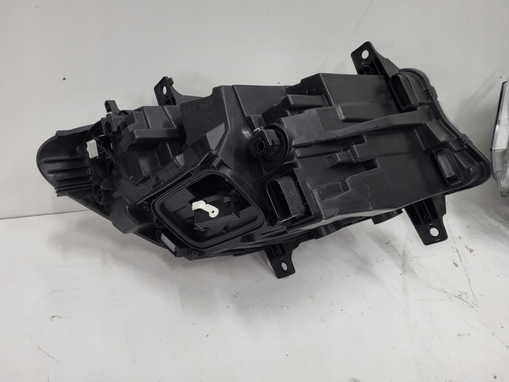 фото №12, Лампа перед ліва права mercedes sprinter w907 w910 повний led