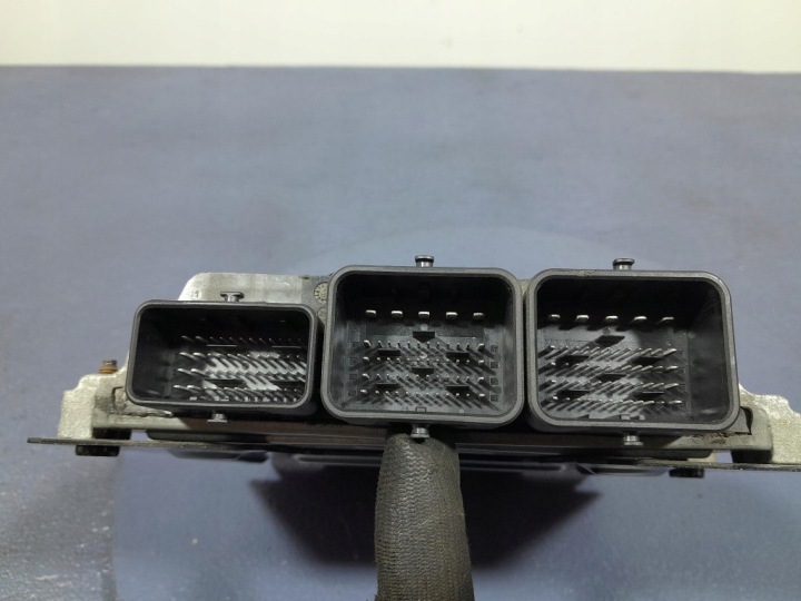 фото №5, Peugeot 5008 i 09- 1.6 hdi 111 km блок управления двигателем (ecu) 9667155780
