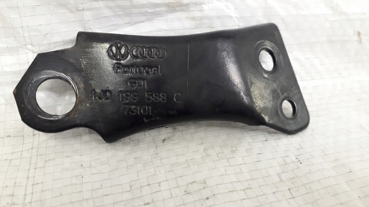 фото №11, Крепление подушки двигателя 1j0199588c vw golf iv