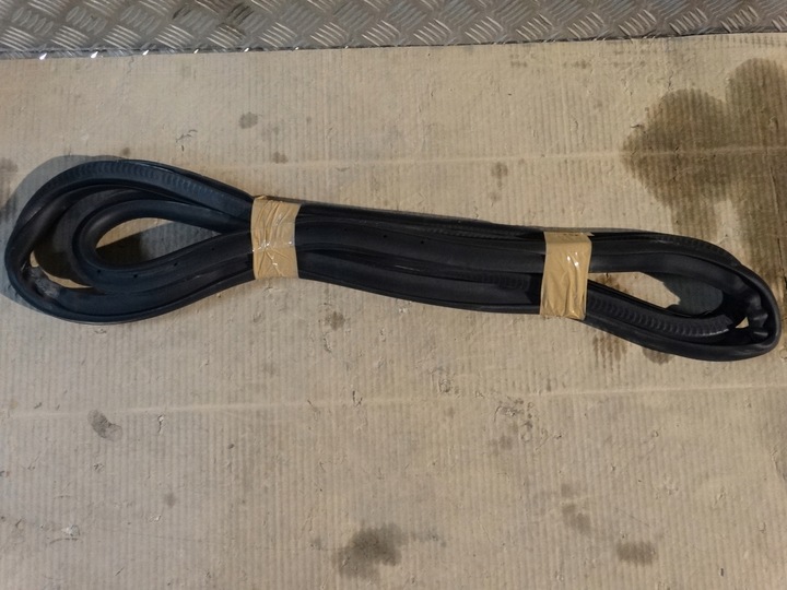 фото №1, Ідеальна прокладка двері задня mercedes w223 1