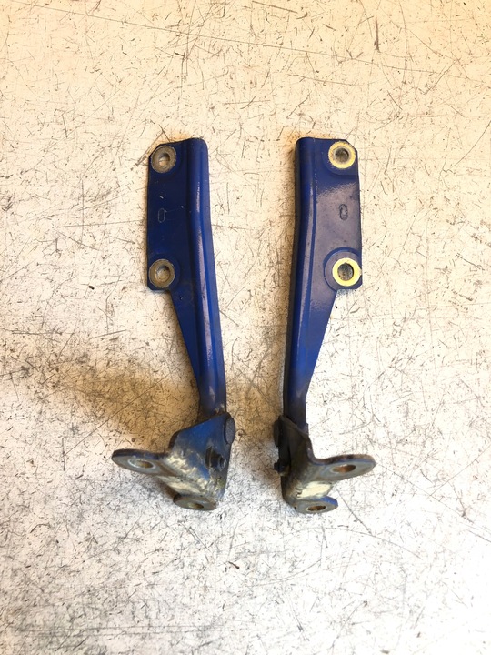 фото №3, Volvo v40 петля петлі капота 245-21