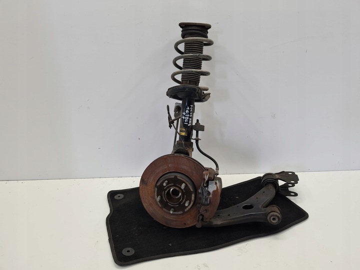 фото №1, Ford focus mk3 поворотна опора праві перед 1.6tdci