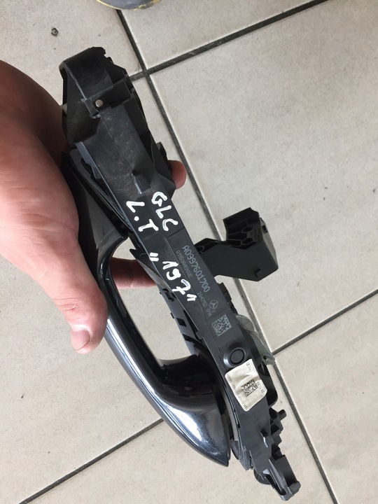 фото №2, Mercedes glc w253 ручка дверь левая зад 197