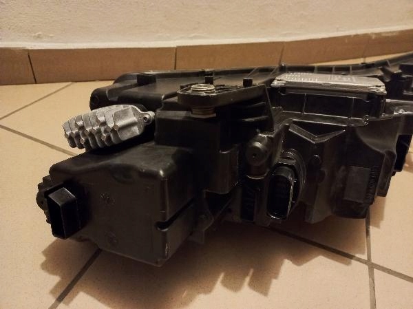 фото №7, Skoda octavia iii 3 рестайлинг led лампа передняя перед правая 5e1941016f