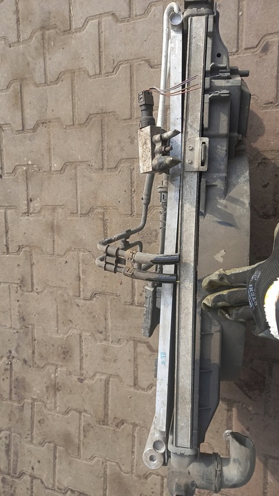 фото №4, Радиаторов , вентилятор mercedes benz c 220 cdi