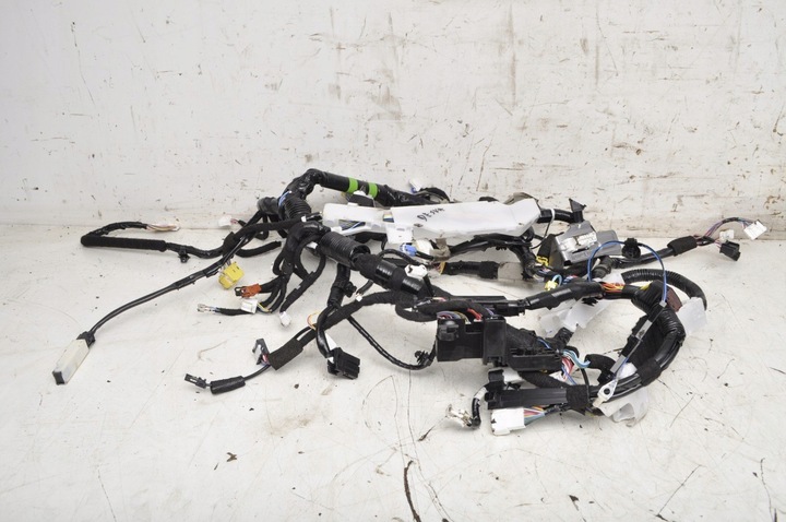 фото №9, Mazda cx-30 жгут установка панели капот dst8-67-030b 21r