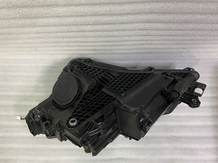 фото №10, Skoda superb 3 3v1 рестайлинг led лампа левая правая