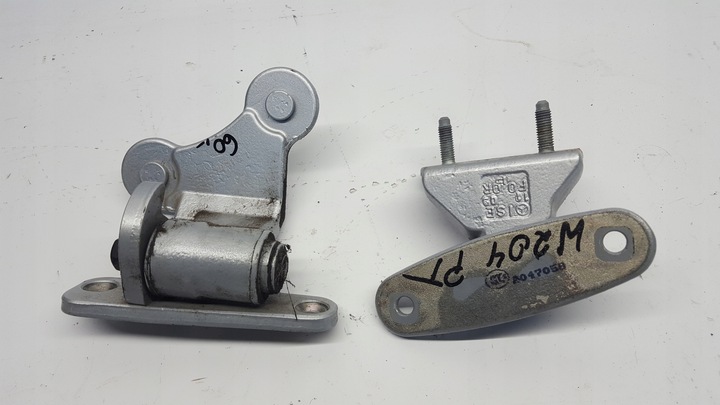 фото №1, Mercedes w204 рестайлінг sedan 775 петлі двері праві зад комплект