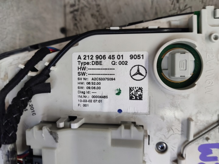 фото №9, Mercedes w212 рестайлінг лампа стеля освітлення кабіни a2129064501