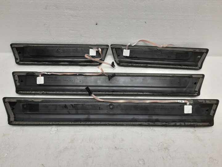 фото №5, Audi sq8 q8 4m8 2019- накладки планки порогові підсвічуваний led комплект