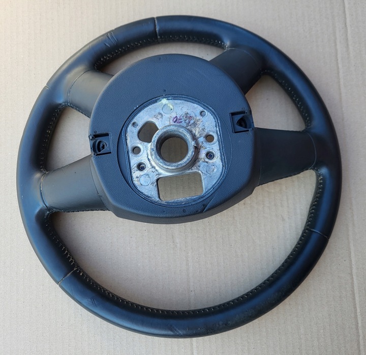 фото №13, Кермо шкіряний багатофункціональна audi a4 b8 8k a5 8t a6 c6 4f оригінальний номер eu