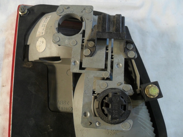 фото №15, Mercedes w210 универсал 95-03 лампа задняя правая