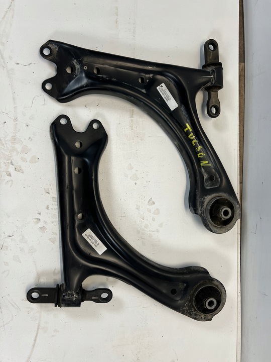 фото №1, Hyundai tucson iv рычаг правый левый перед