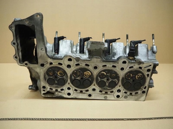 фото №8, Головка комплектная 2.0 d bmw e46 e87 e90 7787521