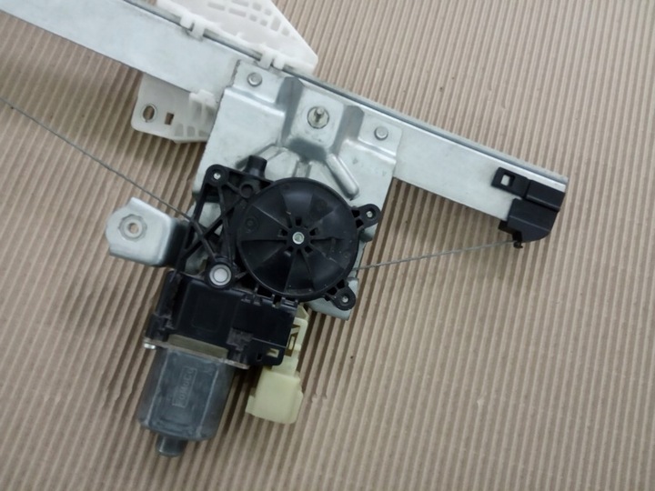 фото №8, Ford kuga mk2 2013-19- mech. подъёма стёкла pt