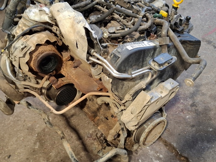 фото №10, Двигун форсунки vw golf vii 7 1.6 tdi cxx cxxb 329678 km 04l130277d комплектний