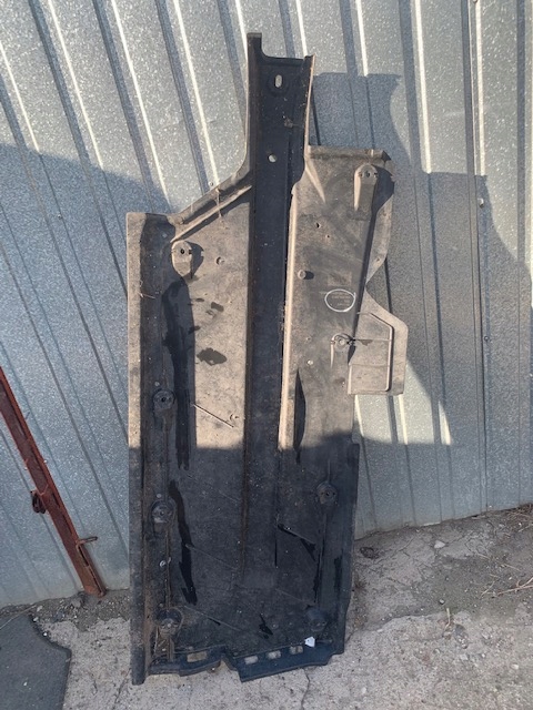 фото №1, Захист шасі ліва seat ibiza polo 6q0825201g