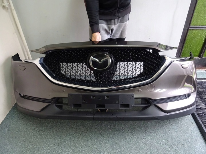 фото №1, Mazda cx5 ii 17- бампер переднее комплектный 4pdc омыватель pod радар