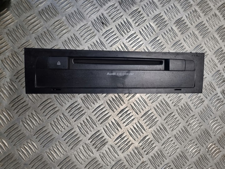 фото №1, Чейнджер audi q7 4l0035729