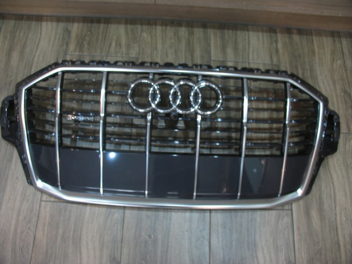 фото №1, Audi q7 4m рестайлінг решітка радіатора 4m0853651aj/ah/ag/af