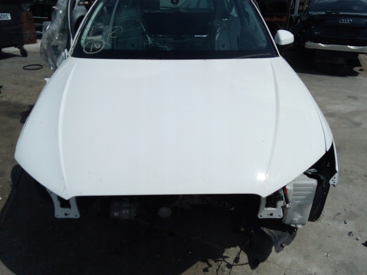 фото №1, Капот audi a3 8v ly9c злегка пошкоджена !!!